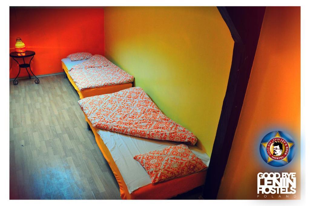 Let'S Rock Party Hostel! Age Limit From 18 Until 40! クラクフ 部屋 写真